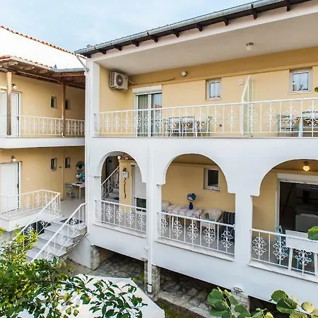 Hotel de apartamente Afkos Polychrono