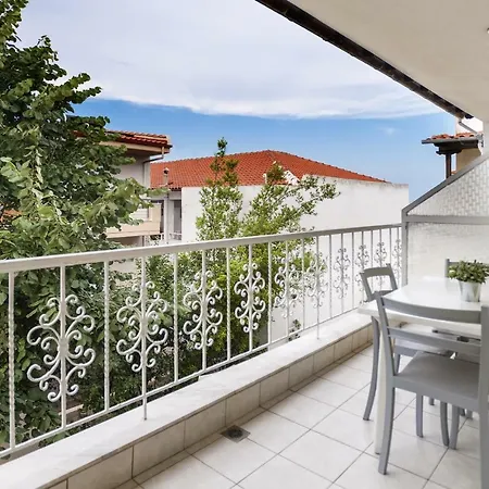 Afkos 3* بوليخرونو