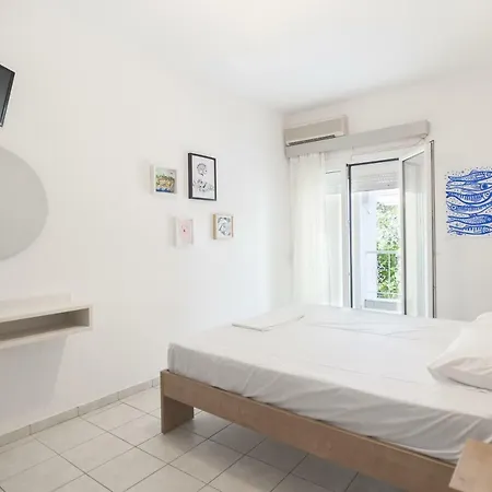 Afkos Aparthotel