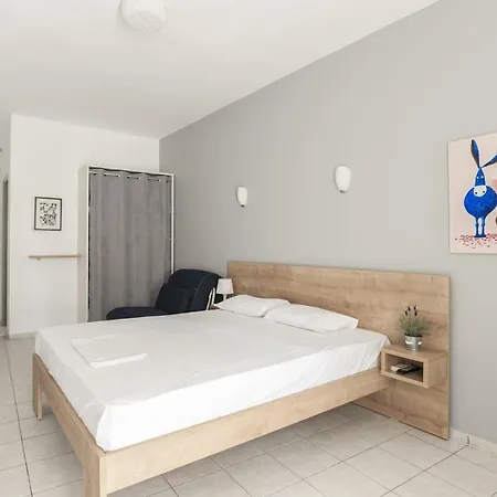 Ξενοδοχείο με διαμερίσματα Afkos Πολύχρονο