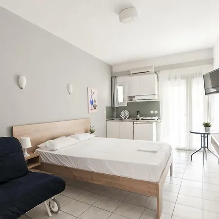 Afkos Aparthotel 3*